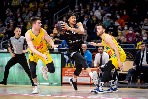 陌生人之间 陌生人之间